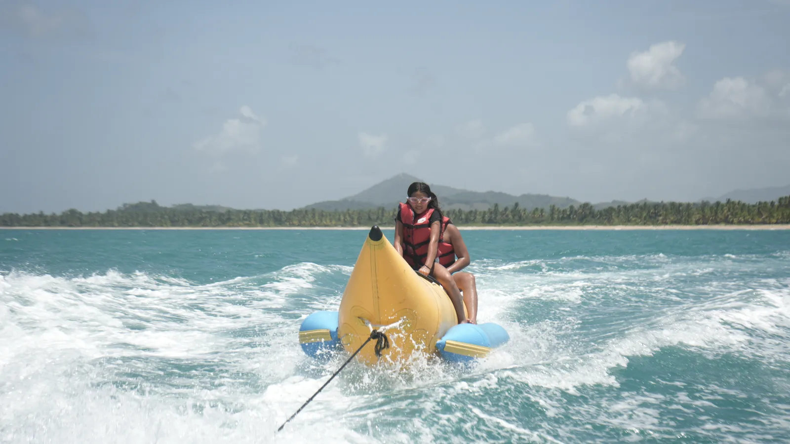 BANANA BOAT